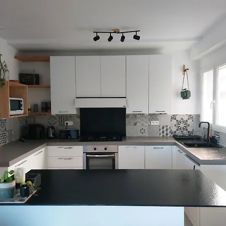 Family 115m2, 3 Bedrooms 2 Bathrooms Ac Terrace Bbq Biguglia (Corsica)
